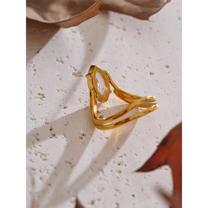 Solitaire Marquise Gold Ring