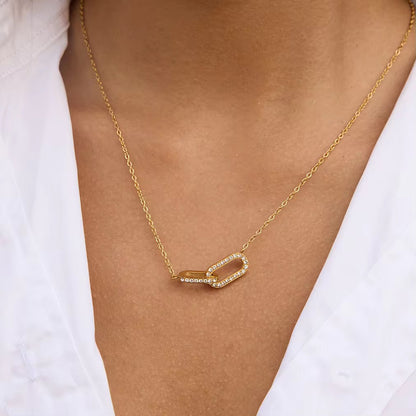 Calla Interlocking Oval Necklace