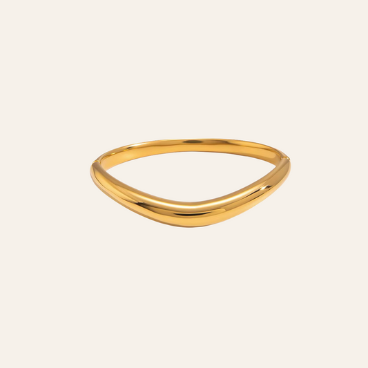 Vera Contour Wave Bangle