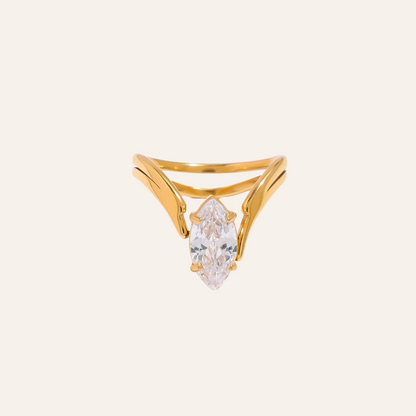 Solitaire Marquise Gold Ring